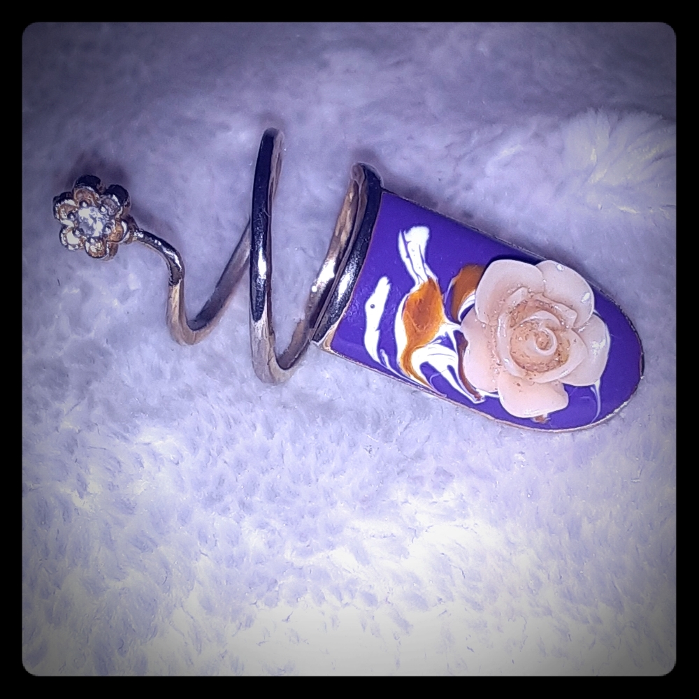 Rose nail ring